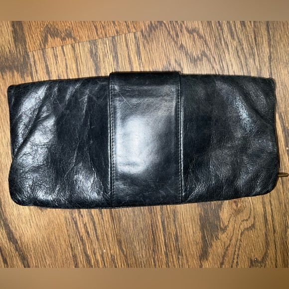 HOBO International Soft Leather Magnetic clasp Bag - Picture 6 of 6